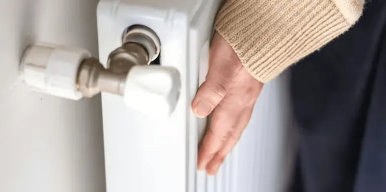 Il segreto dei radiatoratori che scaldano in 2 minuti? Un trucco che ti farà risparmiare