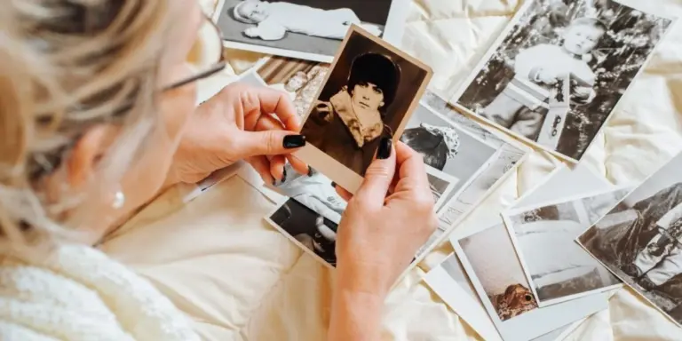 Quando le vecchie foto pongono questa domanda scomoda: è ora di una scelta coraggiosa