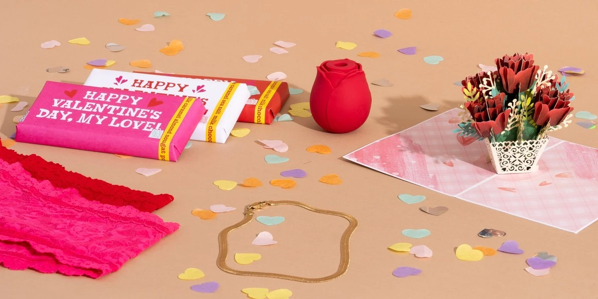 San Valentino: 6 regali da evitare assolutamente per non rovinare la magia (e il vostro rapporto) - image 1