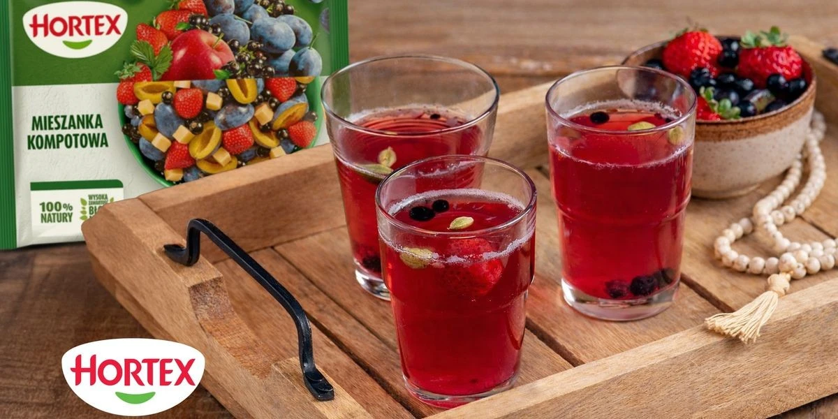 Kompot di frutta e cardamomo: la bevanda leggera che trasforma il tuo Iftar