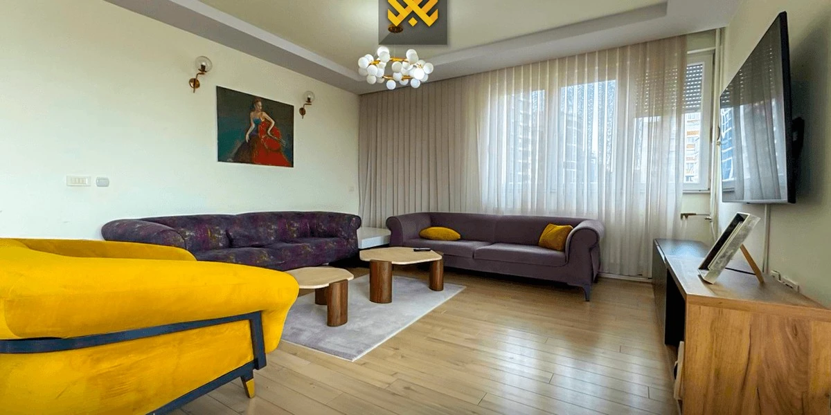 Prishtinë: Un penthouse di lusso, 118m² a Aktash, con Terrazza Vista Panoramica